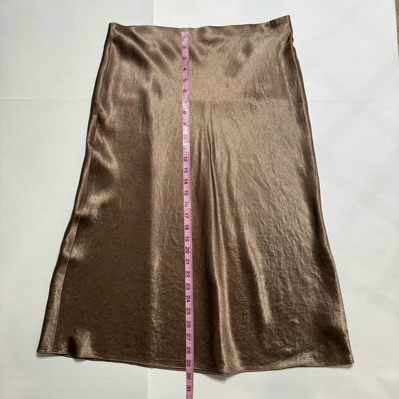 NWOT VINCE. Satin Slip Skirt size Large - Picture 6 of 8